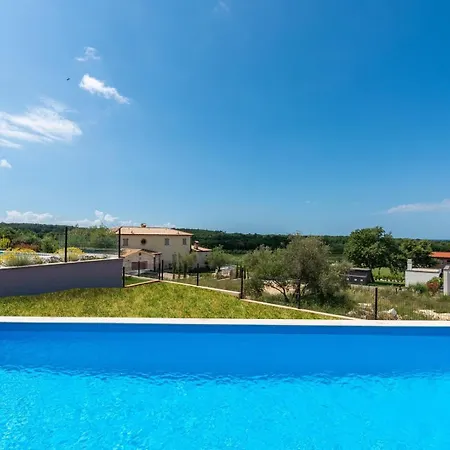 Molinari Villa *