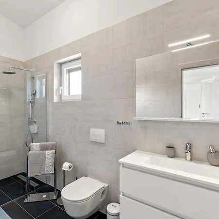 Molinari Villa Fuškulin